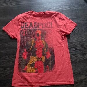 🍍DEADPOOL T SHIRT🍍SIZE LARGE🍍H-6